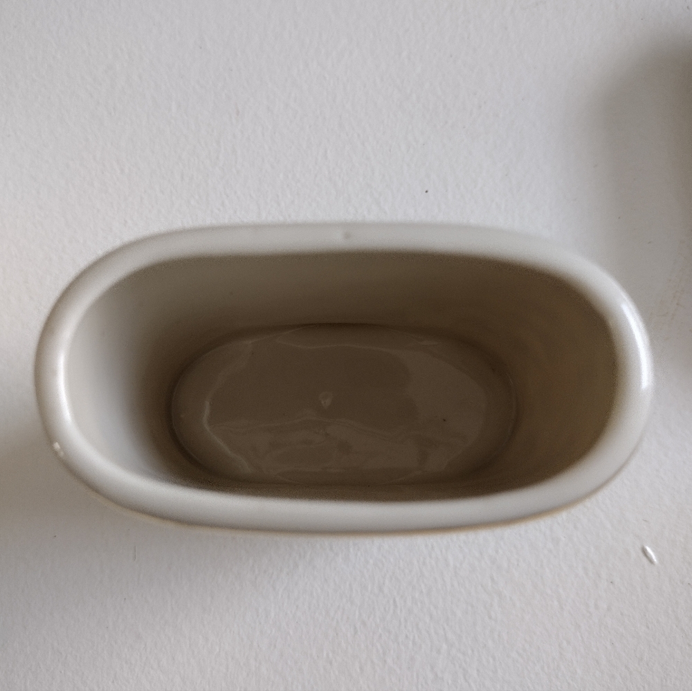 Haus Dresden 24K Gold Paint Ashtrays And Cigarette Holder. - Picture 7 of 13
